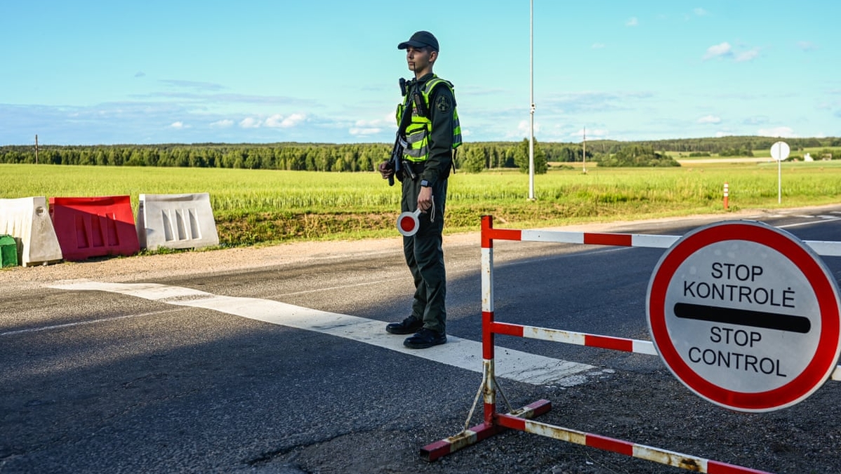 Lithuania closes border crossings with Belarus amid rising geopolitical strain  